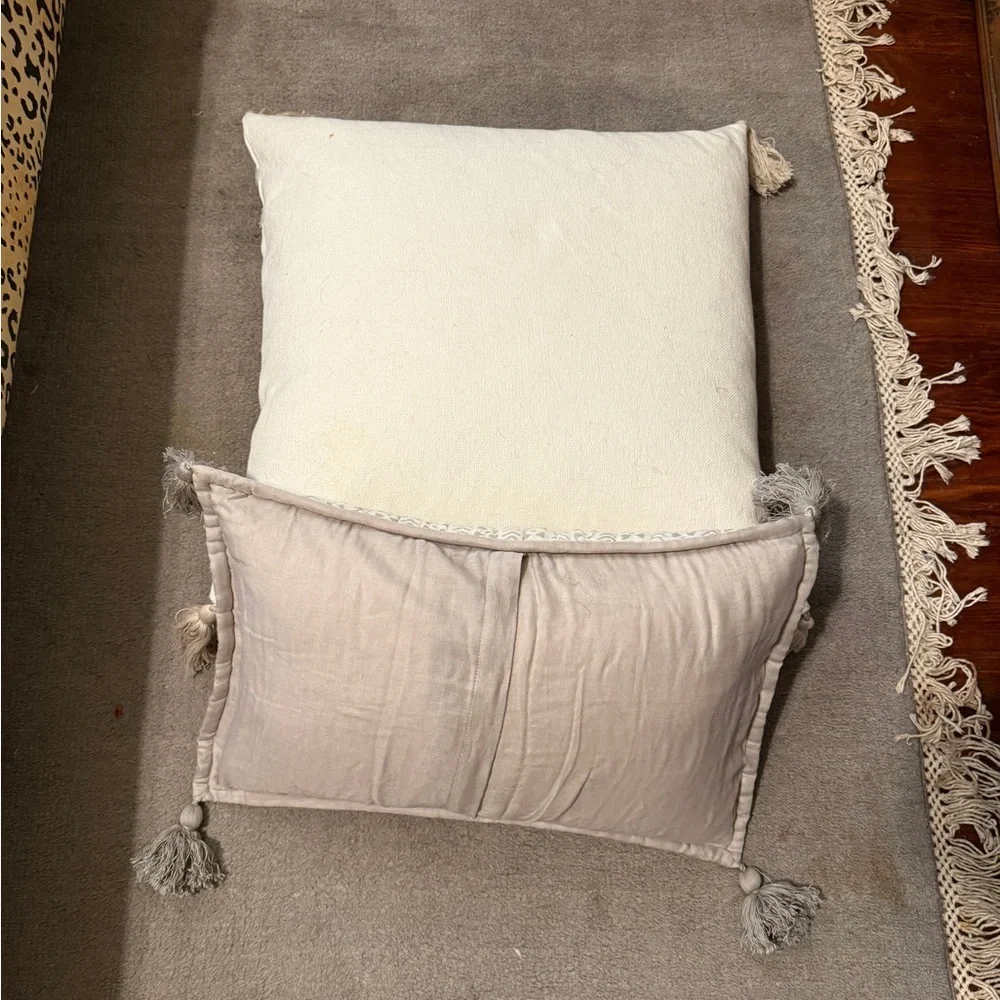 Restoration Hardware Gray White Giraffe Accent Pillows Set of 2 RH